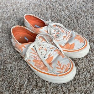 VANS Floral Hawaiian print 8.5 women